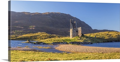 Scotland, Highland, Sutherland, Lochinver, Loch Assynt, Ardvreck Castle