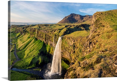 Seljalandsfoss Waterfall, Southern Iceland, Iceland