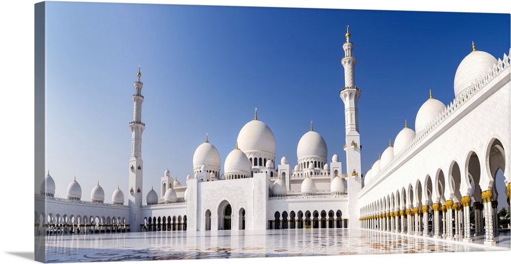 Sheikh Zayed Grand Mosque, Abu Dhabi, United Arab Emirates