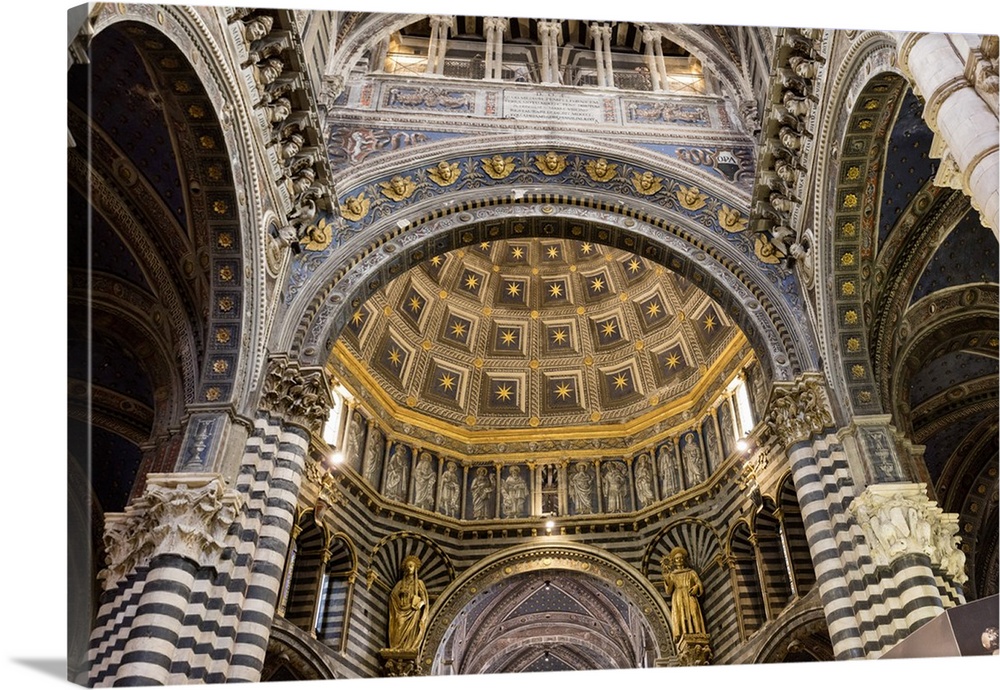Siena Cathedral Interior, Siena, Tuscany, Italy.