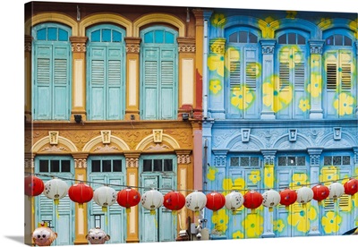 Singapore, Colorful facade of a building in Chinatown discrict