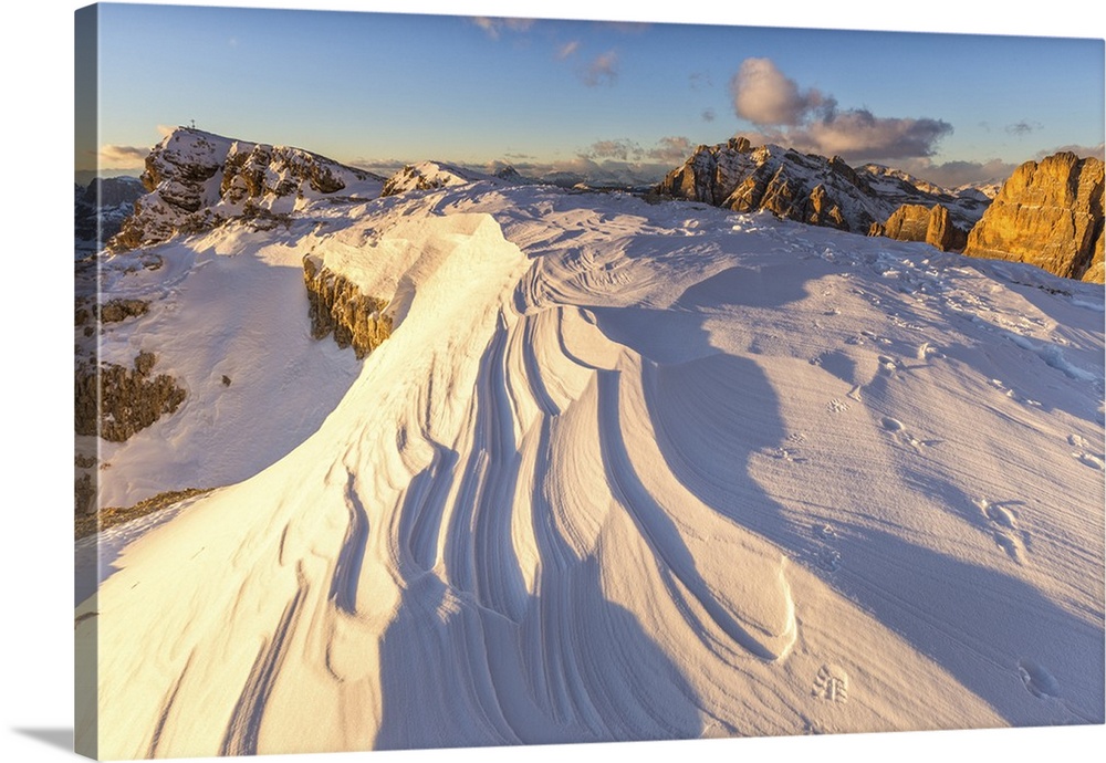 Snow waves between rocks, Mount Lagazuoi, Cortina d'Ampezzo, Belluno district, Veneto, Italy, Europe.
