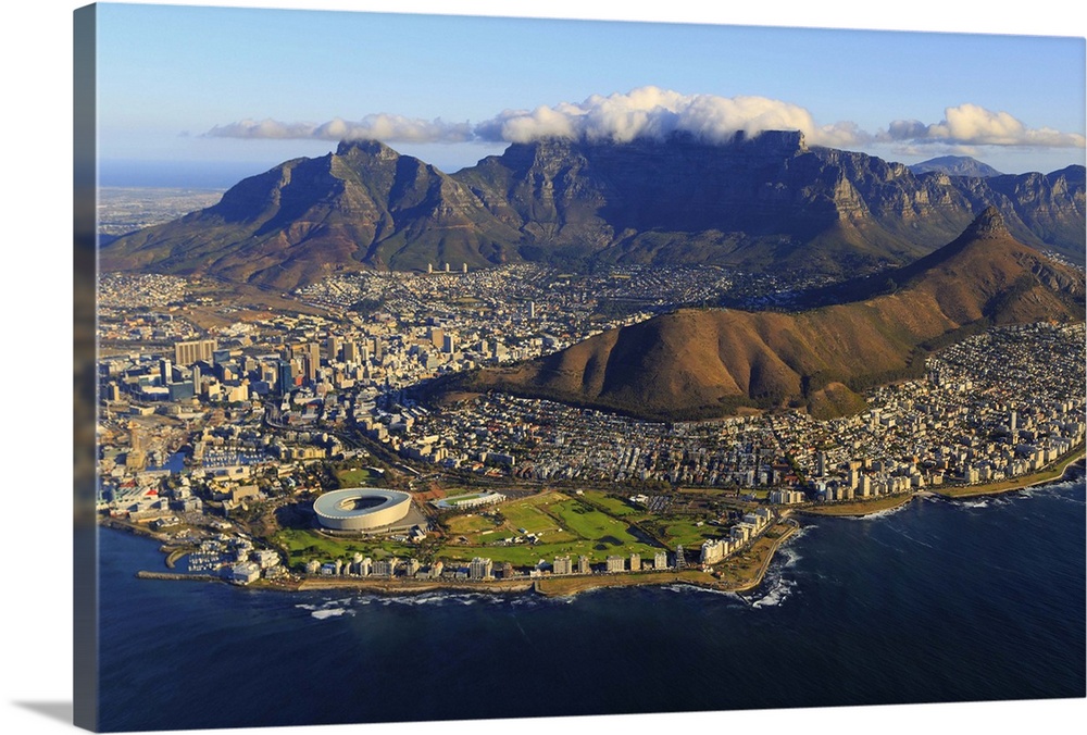 South Africa, Western Cape, Cape Town, Aerial View of Cape Town and Table Mountain.