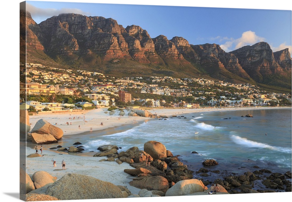 South Africa, Western Cape, Cape Town, Camps Bay.