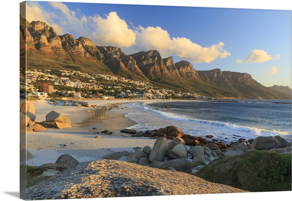 South Africa, Western Cape, Cape Town, Camps Bay and Twelve Apostles.