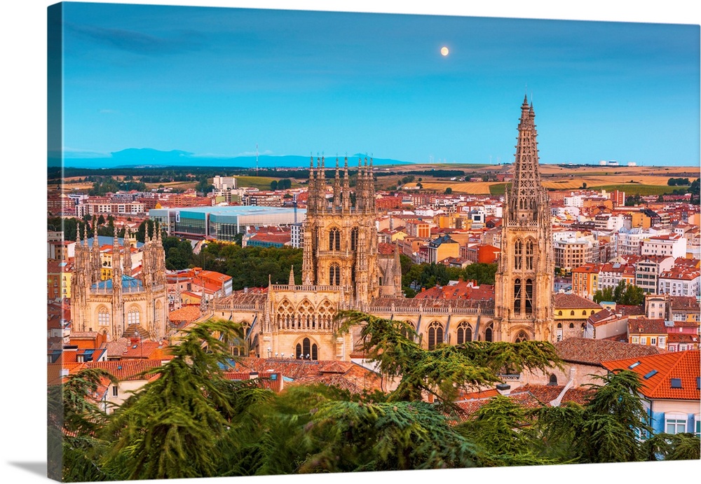 Spain, Castile and Leon, Burgos. Skyline and the gothic Cathedral of Saint Mary of Burgos.