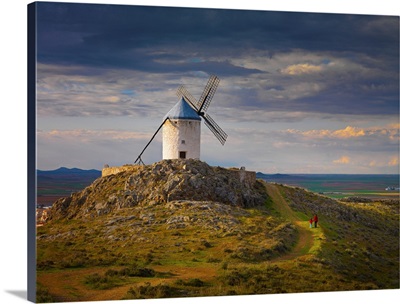 Spain, Castile, La Mancha, Consuegra, Windmills At Sunset
