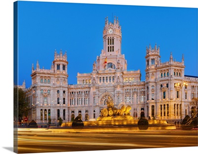 Spain, Madrid, Plaza De Cibeles And Town Hall At Dusk