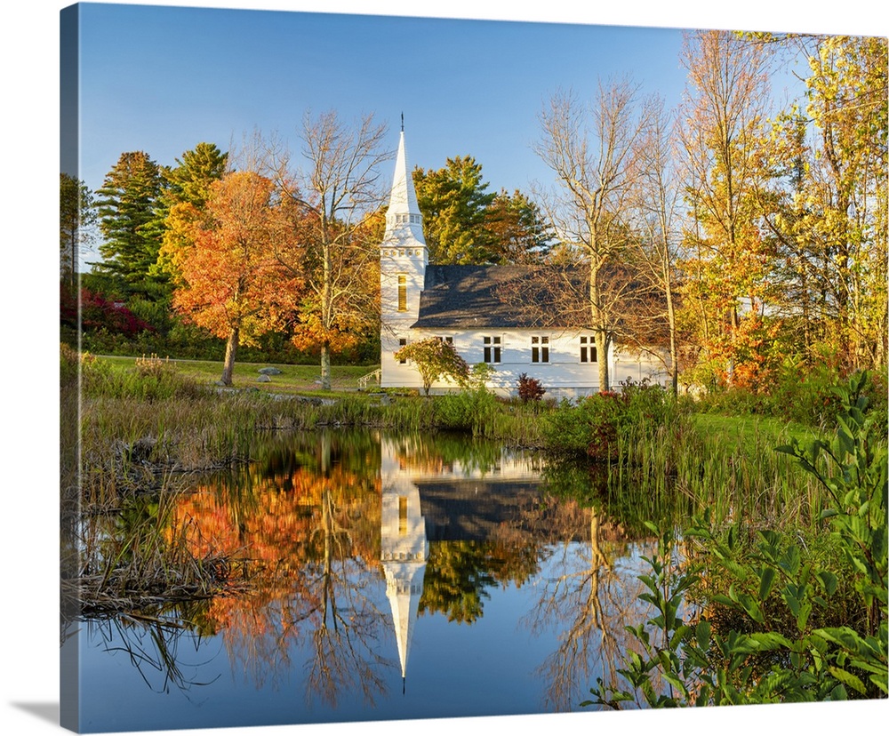 St. Matthew's Chapel Reflecting in Pond, Sugar Hill, New Hampshire, New England, USA