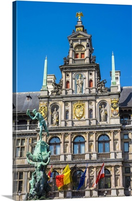 Stadhuis city hall and statue of Silvius Brabo on Grote Markt square, Belgium, Flanders