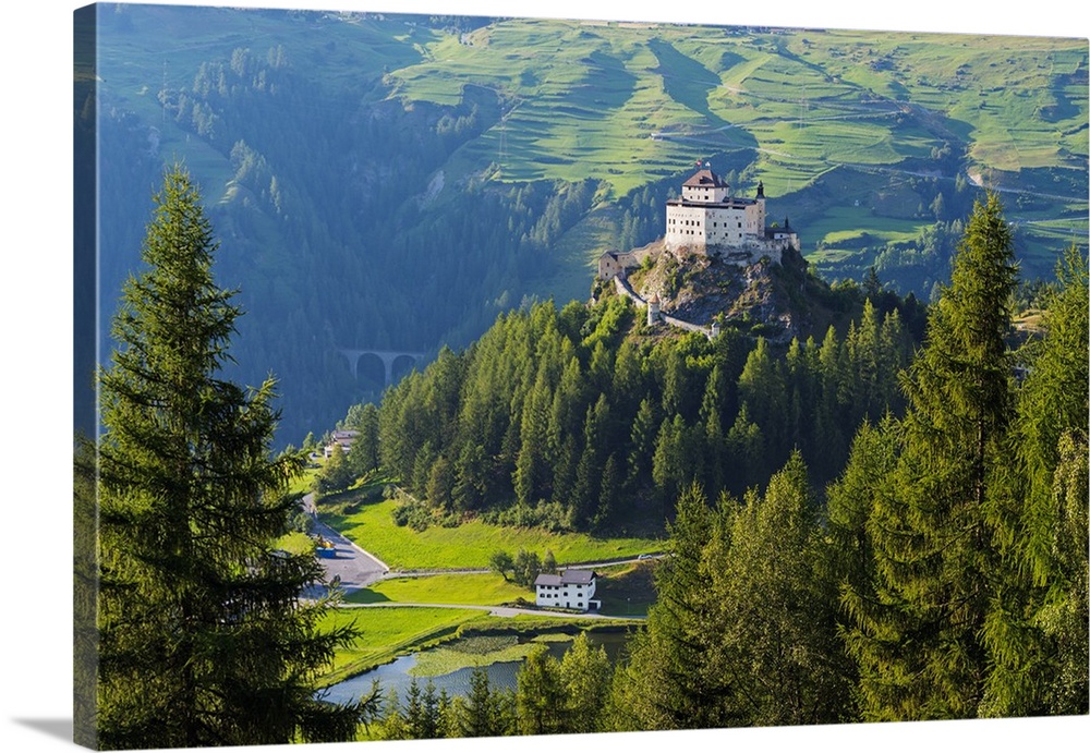 Europe, Switzerland, Graubunden, Engadine, Scuol Tarasp, Scuol castle, (Schloss Tarasp).