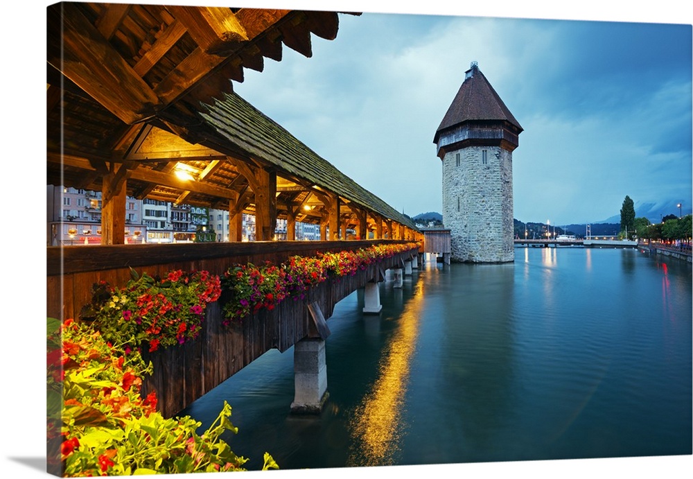Europe, Switzerland, Lucerne, water tower and Kapellbrucke, Chapel Bridge on the Reuss River.
