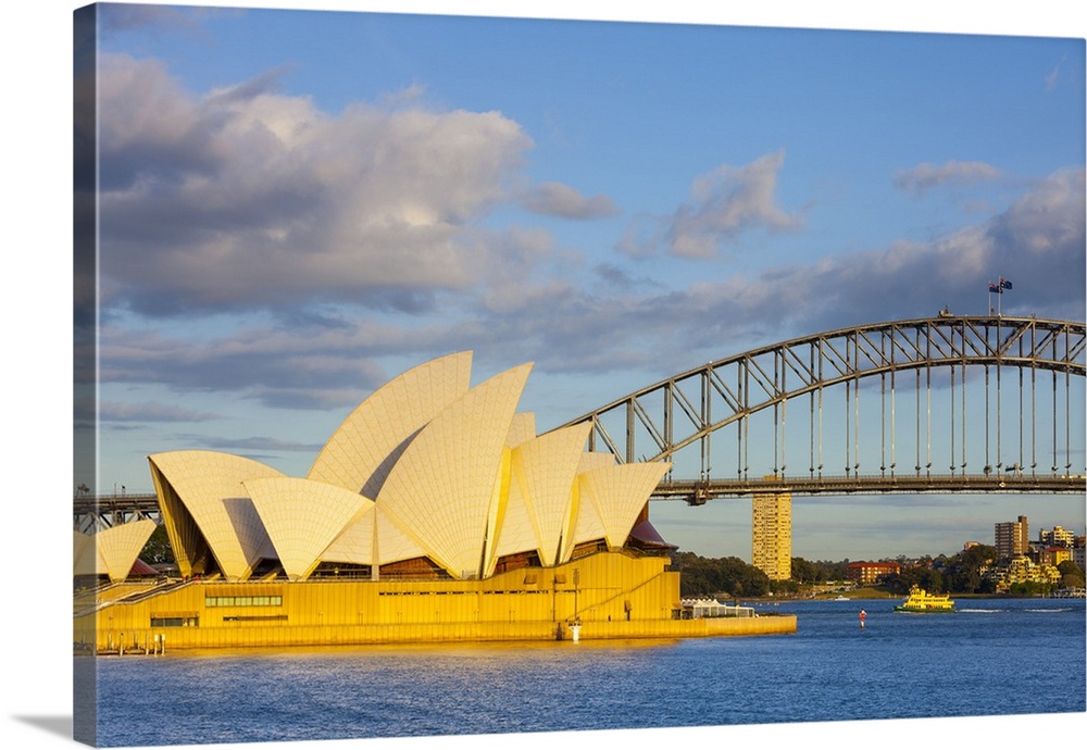 Sydney Opera House and Harbour Bridge, Darling Harbour, Sydney, New South Wales, Australia.