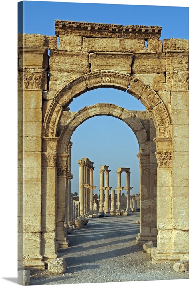 Syria, Palmyra. Archway off the cardo maximus.