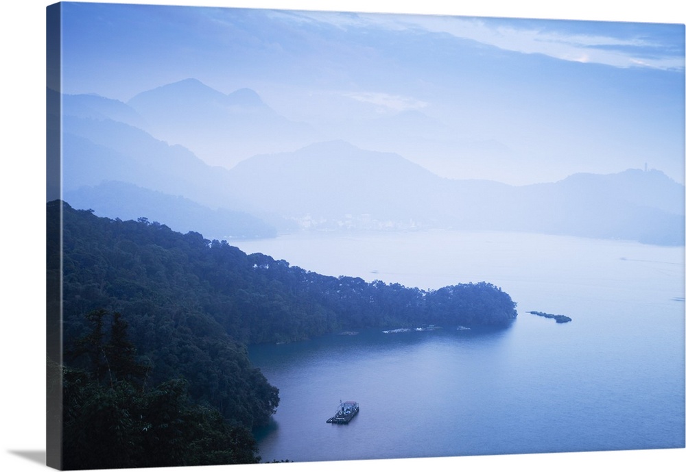 Taiwan, Nantou, View of Sun Moon Lake