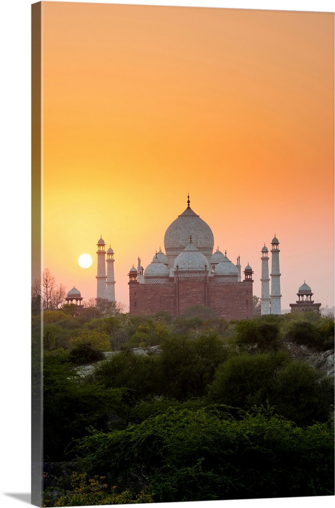 Taj Mahal At Sunset, Agra, Uttar Pradesh, India
