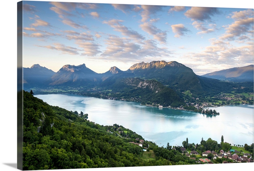 Talloires, Lake Annecy, Haute-Savoie, Rhone-Alpes, France