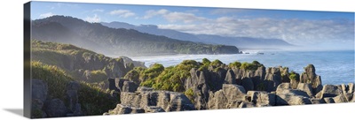 The coast at Punakaiki, West Coast, South Island, New Zealand