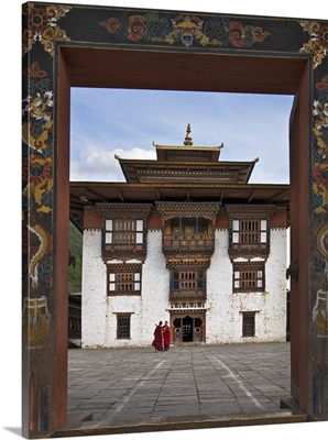 The very fine Buddhist 17th century fort and monastery at Trashi Yangtze