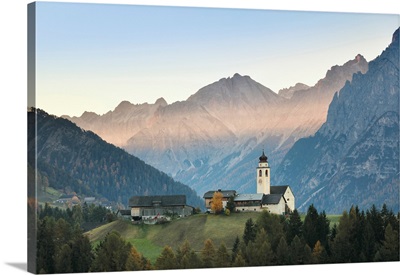 The Village Of Corte/Curt In The Valley Of Marebbe/Enneberg, Bolzano, Alto Adige, Italy