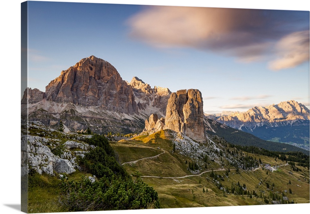 Tofane and Cinque Torri group at sunset, Cortina d'Ampezzo, Belluno district, Veneto, Italy, Europe.