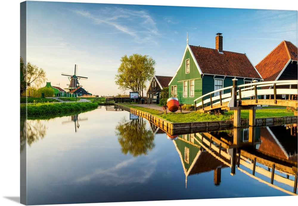Traditional farm houses, zaanse schans, Holland, Netherlands.