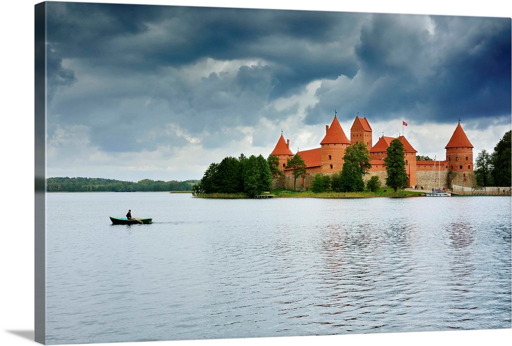 Trakai Island Castle on Lake Galve, the old capital of the Grand Duchy of Lithuania from 1321-1323. Trakai Historical Nati...