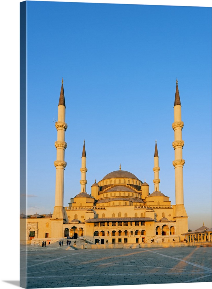 Turkey, Central Anatolia, Ankara, Kocatepe Camii mosque.