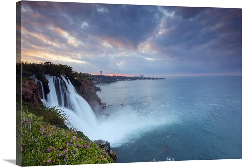 Turkey, Mediterranean Region, Turquoise Coast, Pamphylia, Antalya, Duden Kiyi Selalesi Waterfall falling directly into the...