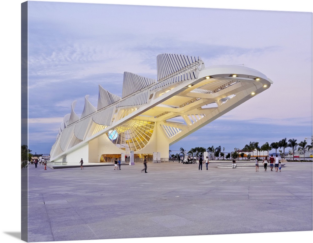 Brazil, City of Rio de Janeiro, Praca Maua, Twilight view of the Museum of Tomorrow (Museu do Amanha) by Santiago Calatrava.