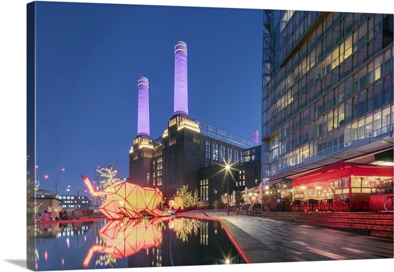 UK, England, London, Borough Of Wandsworth, Night View Of Battersea
