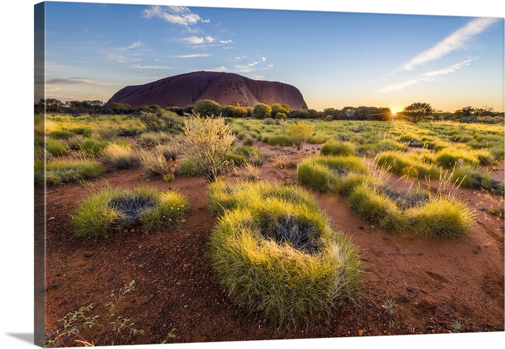 Uluru (Ayers Rock), Uluru-Kata Tjuta National Park, Northern Territory, Central Australia, Australia.