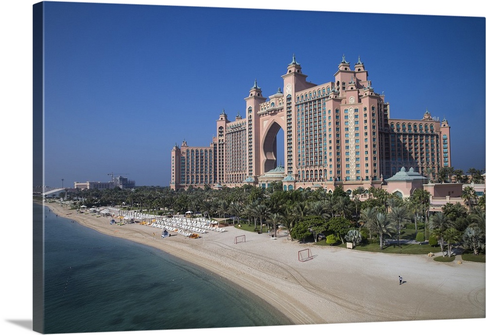 United Arab Emirates, Dubai, Palm Jumeirah island, Atlantis the Palm.