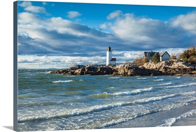 USA, New England, Massachusetts, Cape Ann, Annisquam Lighthouse, Late Afternoon, Autumn