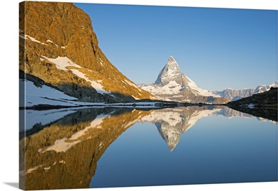 Valais, Swiss Alps, Switzerland, Zermatt, The Matterhorn Rifelsee lake