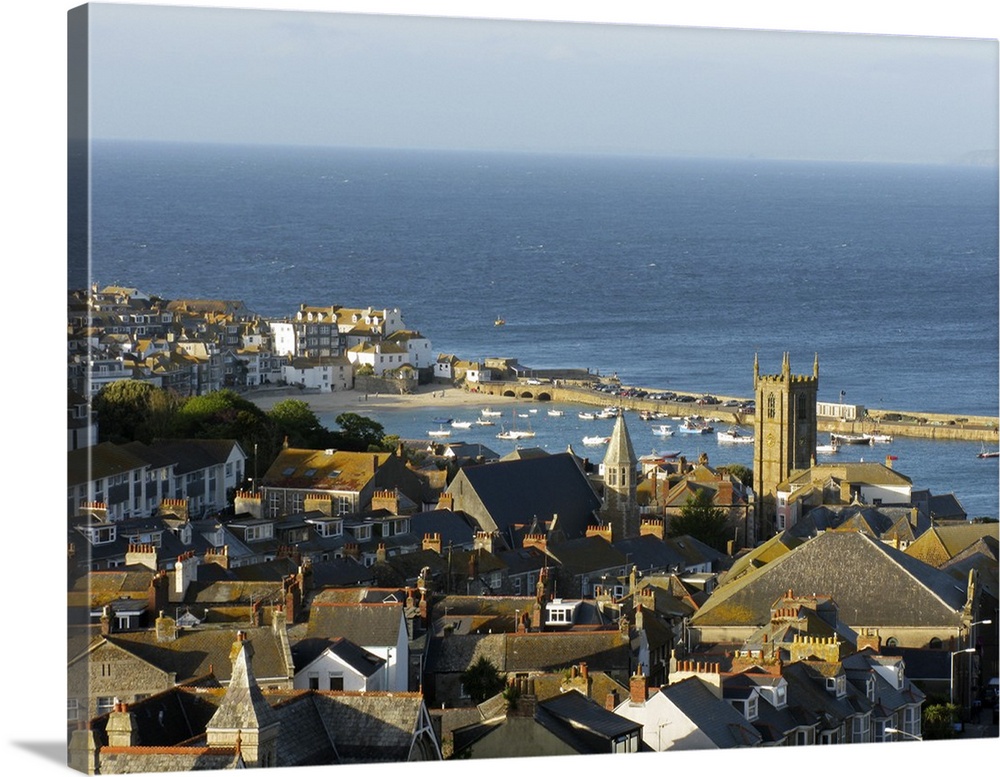 England, Cornwall, St Ives. View across the town and harbour of St Ives and twards Godrevy Point across St Ives Bay.