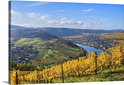 View At Krov, Mosel Valley, Rhineland-Palatinate, Germany