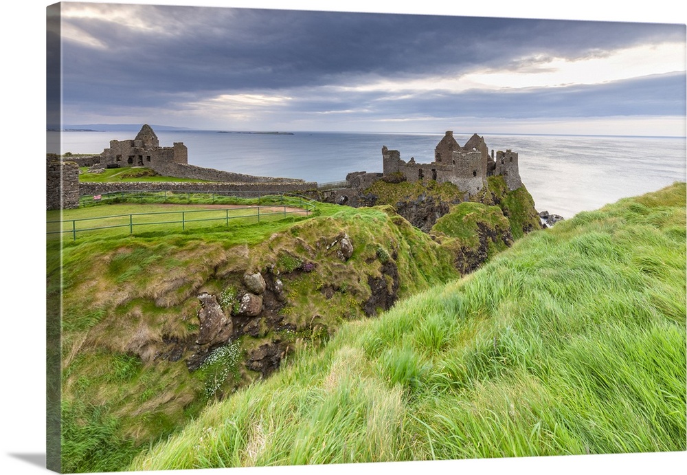 View of the ruins of the Dunluce Castle. Bushmills, County Antrim, Ulster region, Northern Ireland, United Kingdom.
