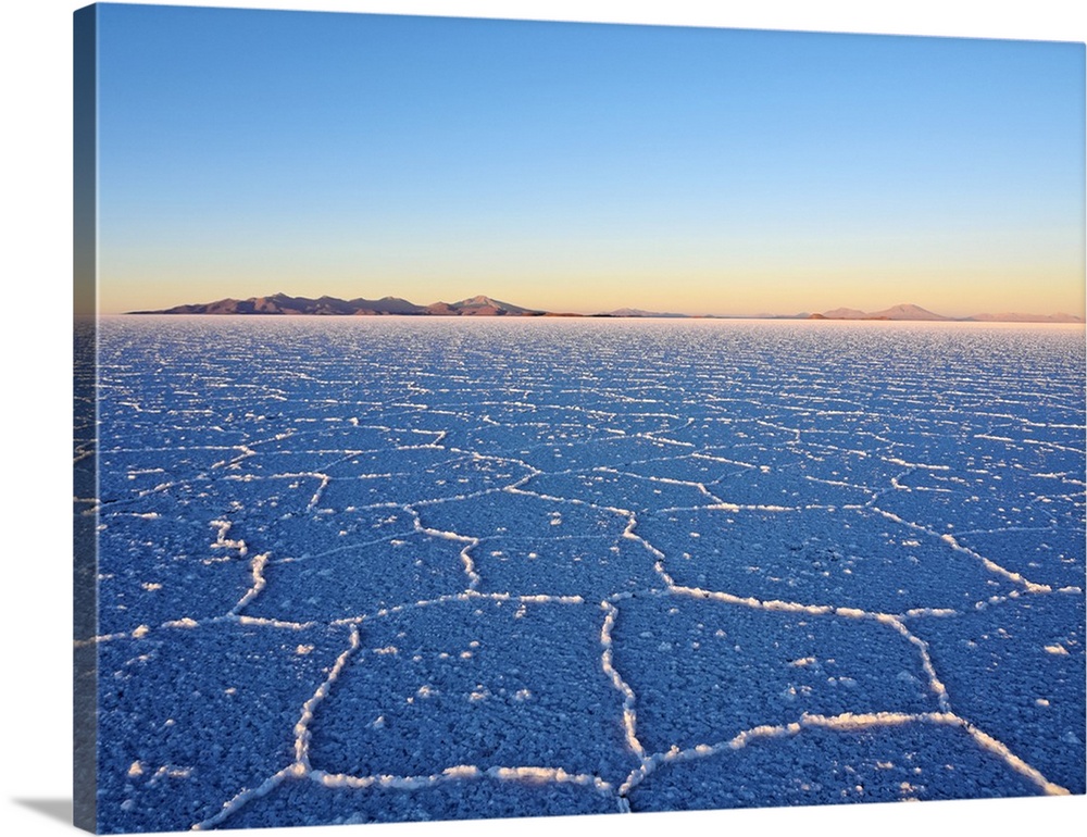 Bolivia, Potosi Department, Daniel Campos Province, View of the Salar de Uyuni, the largest salt flat in the world at sunr...