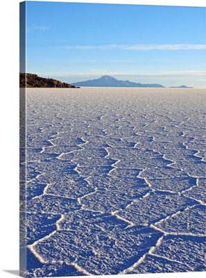 View of the Salar de Uyuni, the largest salt flat in the world at sunrise, Bolivia