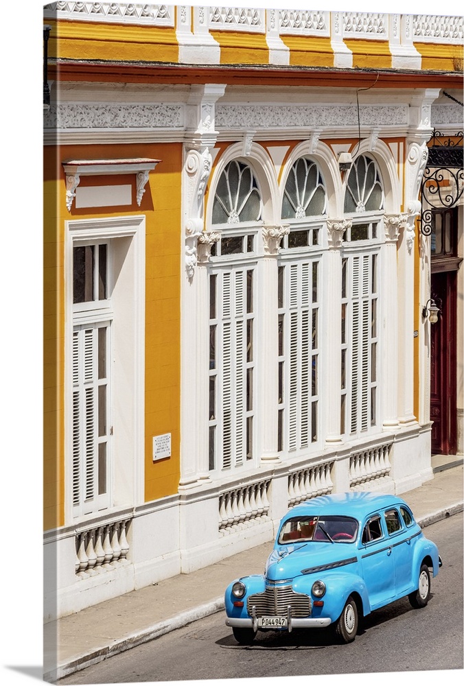 Vintage car at Libertad Square, elevated view, Matanzas, Matanzas Province, Cuba