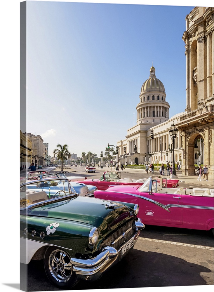 Vintage cars at Paseo del Prado and El Capitolio, Havana, La Habana Province, Cuba