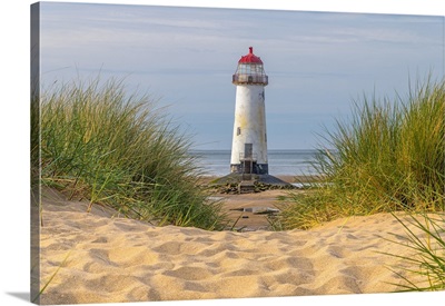 Wales, Flintshire, Talacre Beach, Point Of Ayr Lighthouse Or Talacre Lighthouse