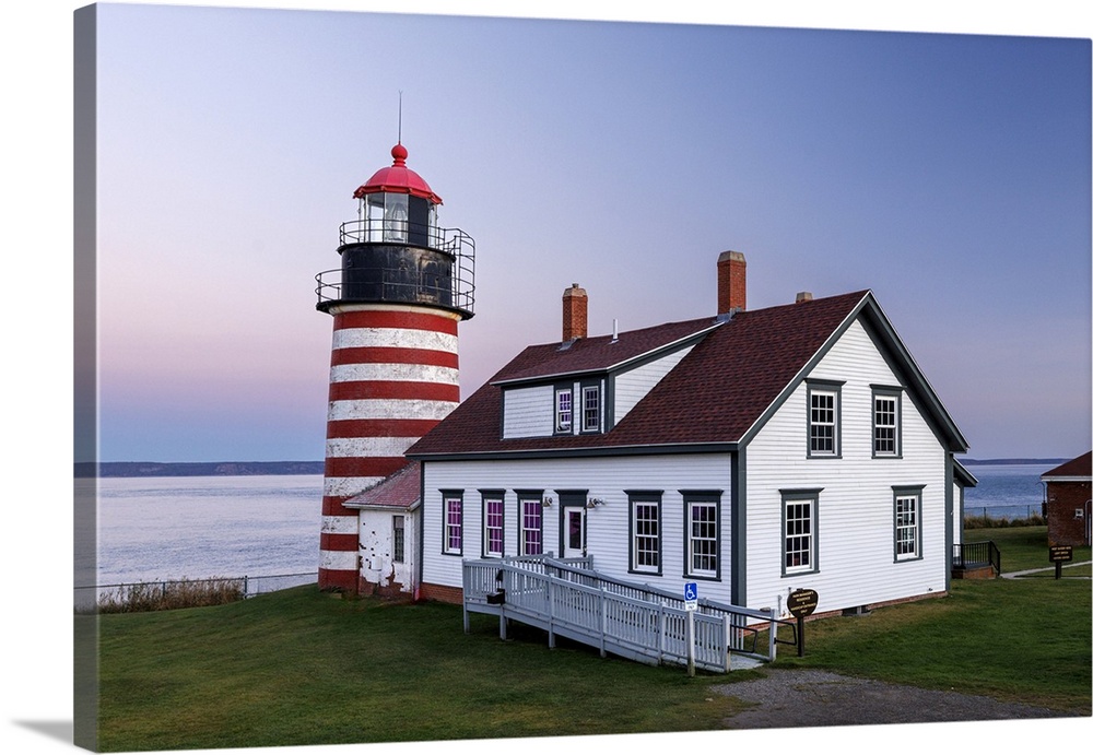 West Quoddy Head Lighthouse, Quoddy Head State Park, Lubec, Maine, New England, USA