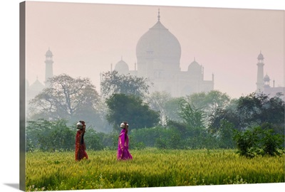 Women carrying water pots, Taj Mahal, Agra, India