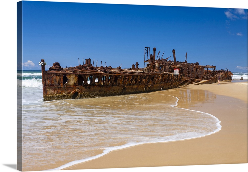 Wreck of the SS Maheno on 75 Mile Beach, Fraser Island. Fraser Island National Park, Queensland, Australia.