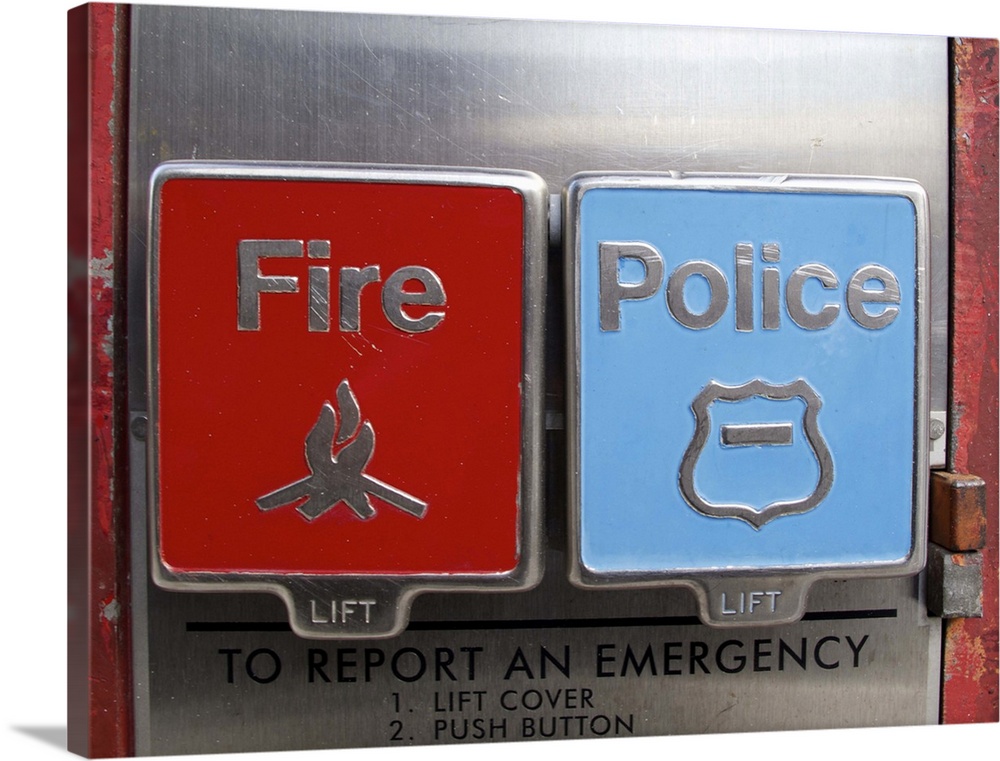 Usa, New York City:   Fire / Police emergency button