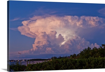 A supercell anvil cloud filled with discharging electricity