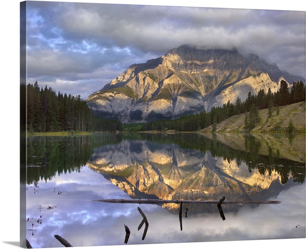 ..Tim Fitzharris-7427-Cascade Mountain at Johnson Lake, Banff National Park, Alberta.jpg