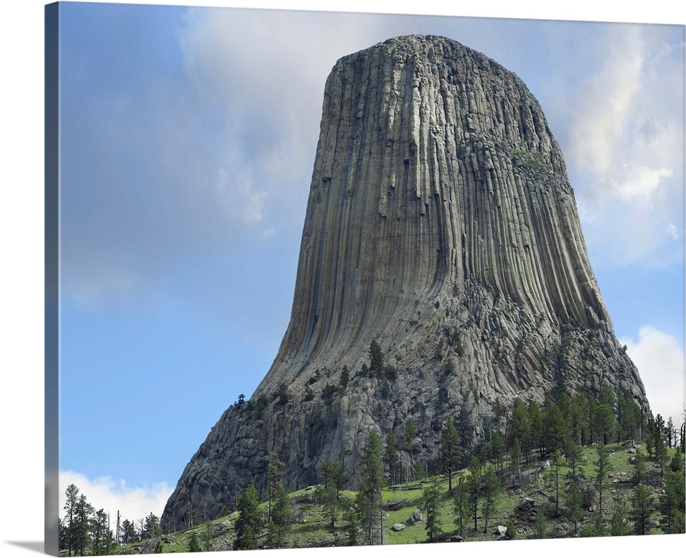 Devil's Tower National Monument, sacred site for Native Americans, Wyoming